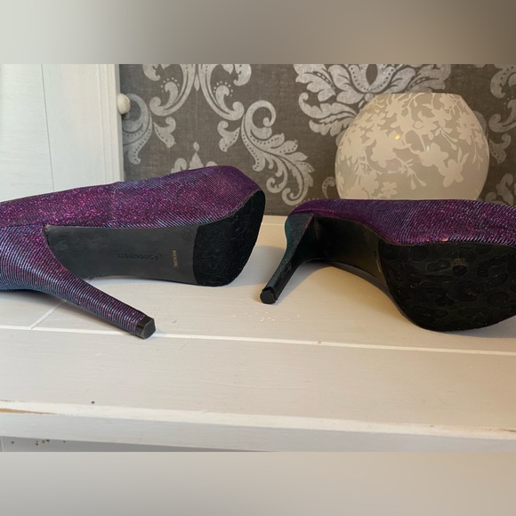 Dollhouse two tone sparkle heels - Picture 2 of 3